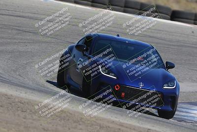 media/Sep-14-2025-Speed Ventures (Sun) [[b2951cd086]]/Orange/Session 3 (Off Ramp)/